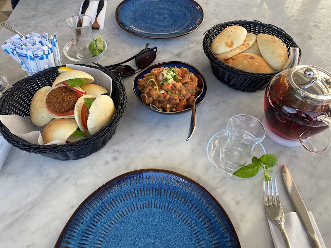 مطعم بياز بالرياض