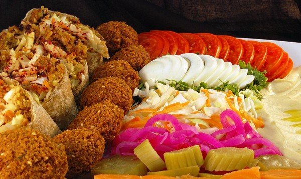 مطعم فلافل عرفة (الأسعار + المنيو + الموقع )