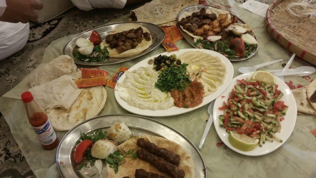 مطعم ورق التوت للمشويات الطازجة