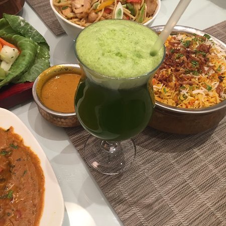maherani-bujan resturant