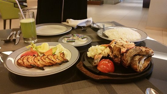 مطعم الروبيان الذهبي