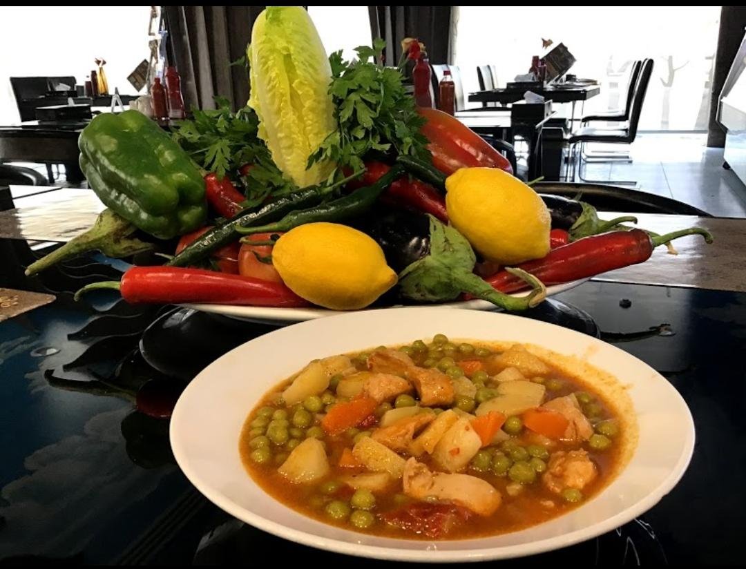 مطعم اضواء صلاح الدين