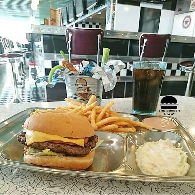 مطعم بدز روود