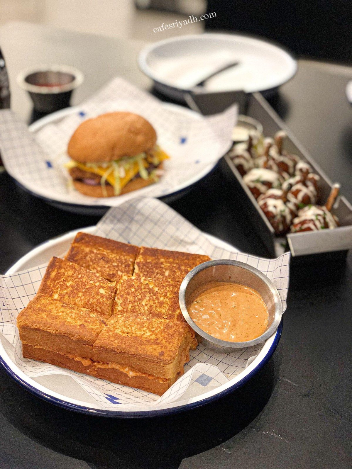 مطعم بي تي برجر BT Burger (الأسعار+ المنيو+ الموقع)