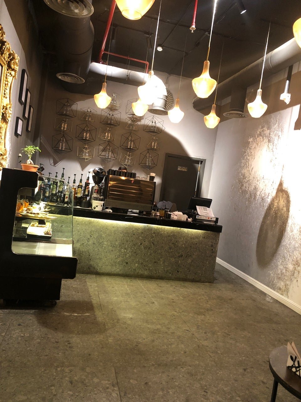 كافيه 3rd Floor بالرياض (الأسعار+ المنيو+ الموقع)