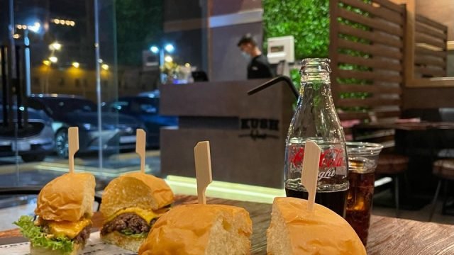 مطعم كوش باي لوكال بالرياض (الأسعار+ المنيو+ الموقع)