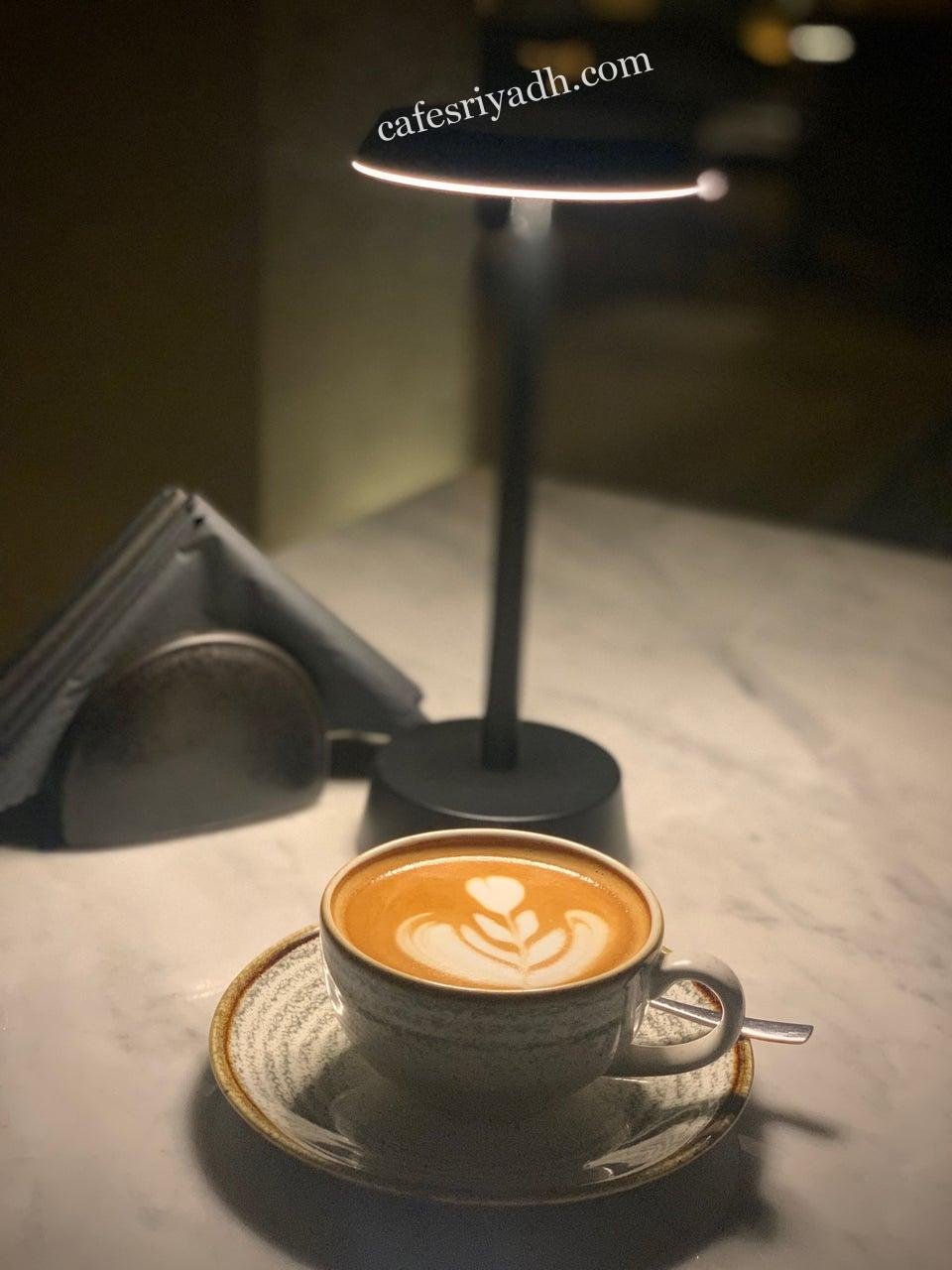 Hyphen Lounge بالرياض