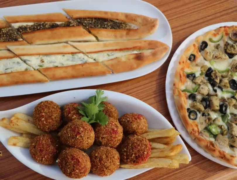 مطعم فطيرة إن 