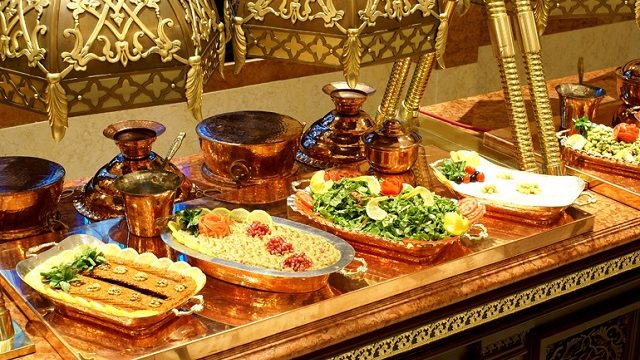 مطاعم على طريق الدمام الرياض ( الاسعار + المنيو + الموقع )