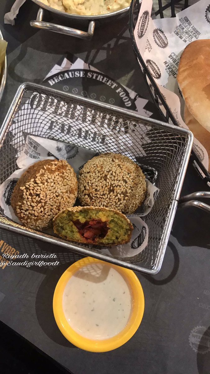 مطعم اوبرشين فلافل حطين (الأسعار + المنيو + الموقع )