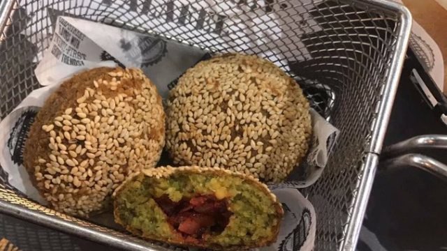 مطعم اوبرشين فلافل حطين (الأسعار + المنيو + الموقع )