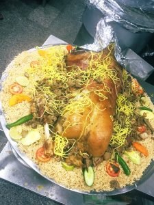 مطعم تاج المثلوثة للأكلات الشعبية