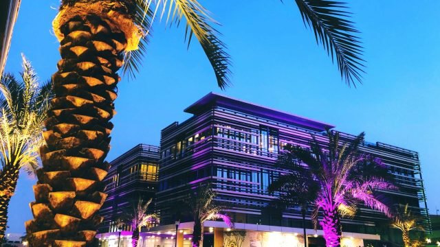 مطاعم عود سكوير الرياض ( الأسعار+ المنيو+ الموقع)