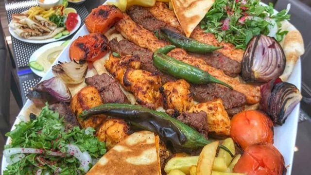 افضل مطاعم فطور بالخرج ( الأسعار + المنيو + الموقع )