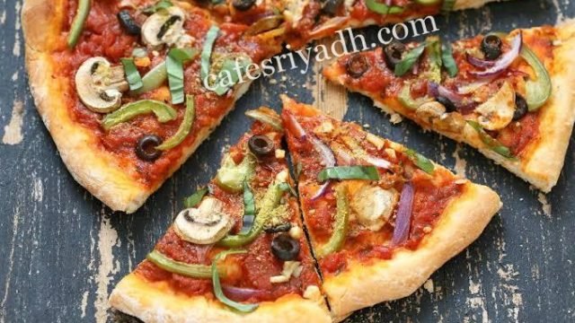 مطعم ليتل سيزارز بيتزا الخرج (الأسعار+ المنيو+ الموقع)