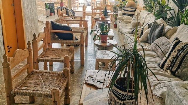 محل بائع شاي بالرياض (الأسعار+ المنيو+ الموقع)