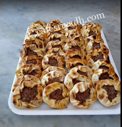 مطعم الضيعة اللبنانية