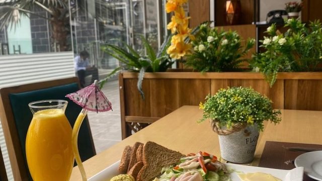 بونجو كافيه Bonju Cafe بالرياض (الأسعار+ المنيو + الموقع)