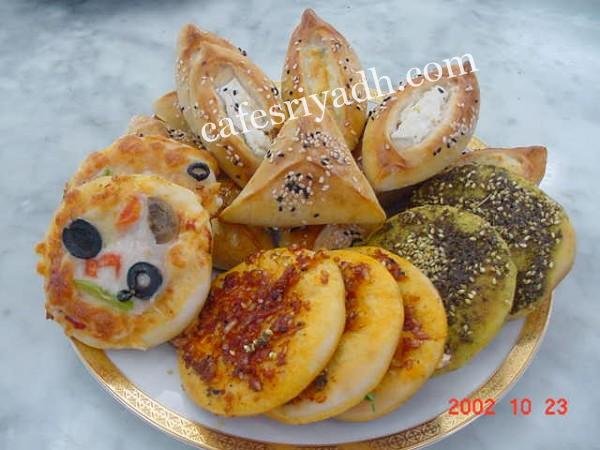 مطعم الفطيرة الدمشقية بالدوادمي (الأسعار+ المنيو+ الموقع)