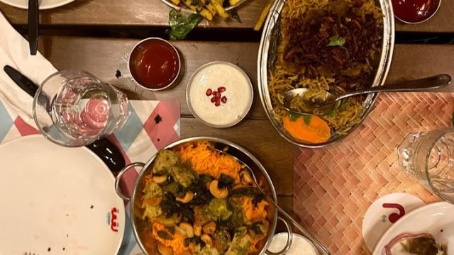 مطاعم قريبه من حديقة الزهور بالرياض افضل 8 مطاعم