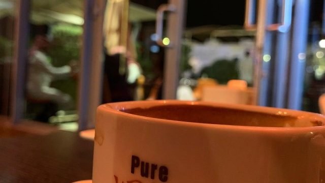 مقهى بيور وافل بالرياض (الأسعار+ المنيو+ الموقع)
