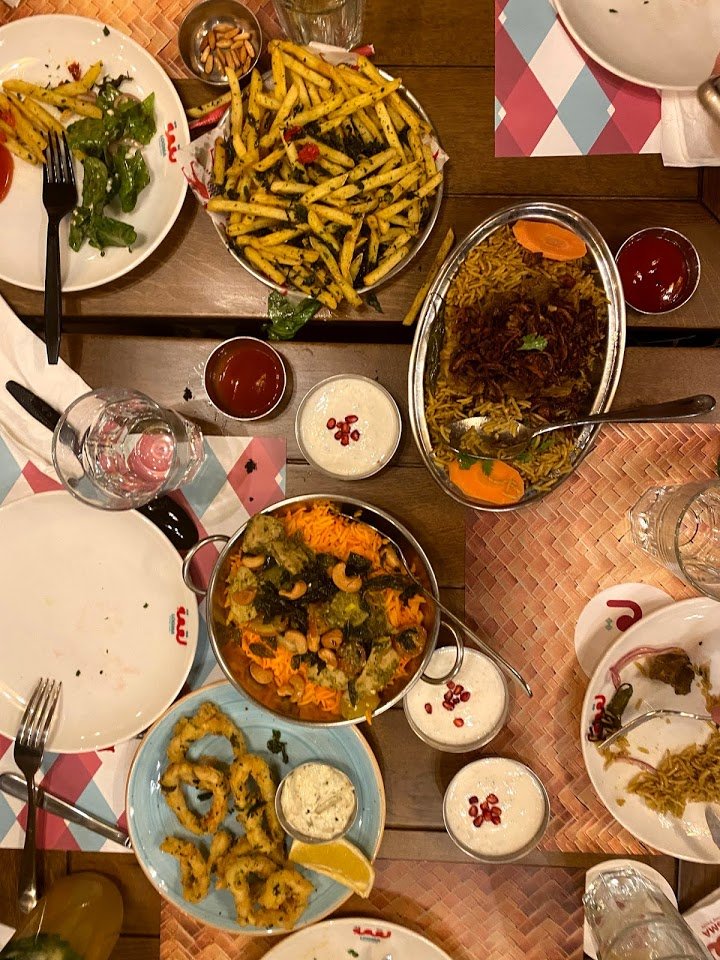 افضل مطاعم قريبه من حديقة الزهور بالرياض