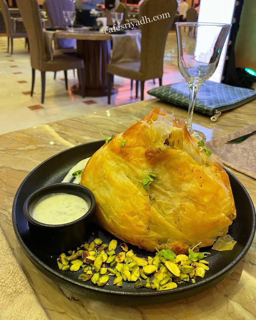 مطعم النبلاء بالرياض