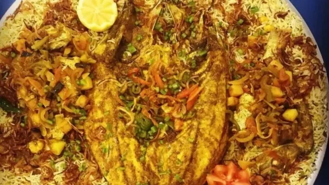 مطعم بوابة الشاطي للأسماك الطازجة المزاحمية (الأسعار+ المنيو+ الموقع)