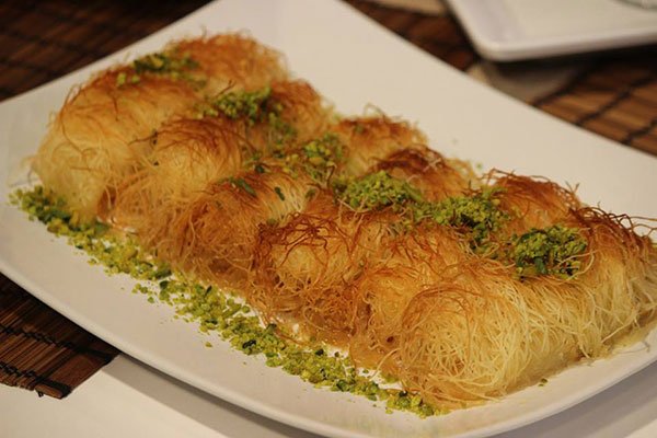 مهيلة نجد للكنافة والمشروبات