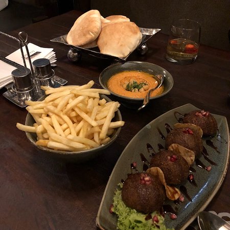 مطعم لاونج اوف وايت بالرياض السعر المنيو العنوان كافيهات و مطاعم الرياض