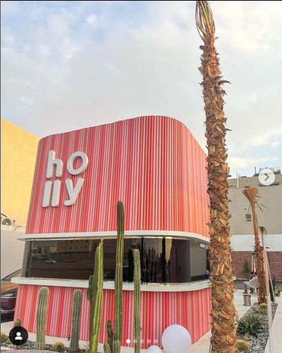 مقهى هولي Holly الرياض (الأسعار + المنيو + الموقع )